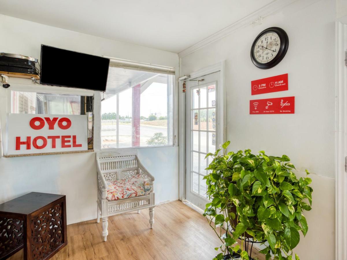 Oyo Hotel Columbia Sc West ويست كولومبيا المظهر الخارجي الصورة