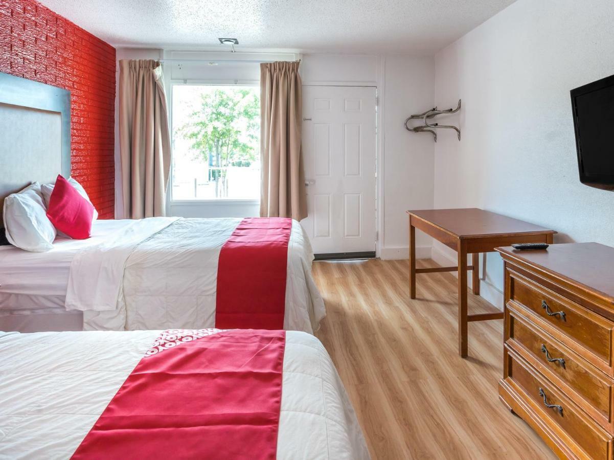 Oyo Hotel Columbia Sc West ويست كولومبيا المظهر الخارجي الصورة