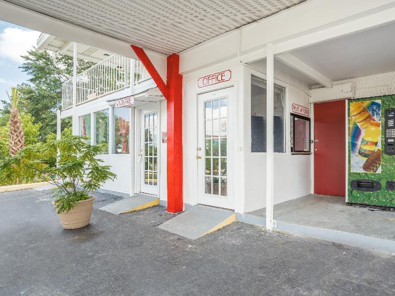 Oyo Hotel Columbia Sc West ويست كولومبيا المظهر الخارجي الصورة